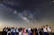 لأول مرة صحراء السالمي احتضنت طلبة وطالبات جامعة الكويت في رحلة رصد النجوم